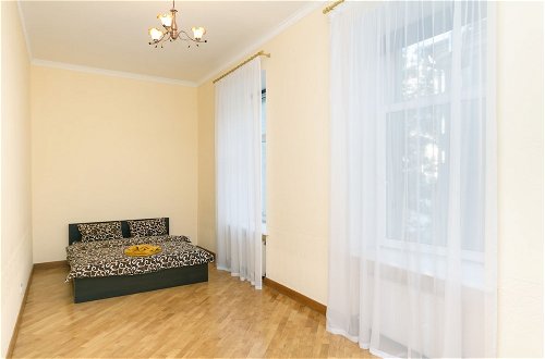 Photo 4 - 4 bedroom apartment at the Palace of Sport