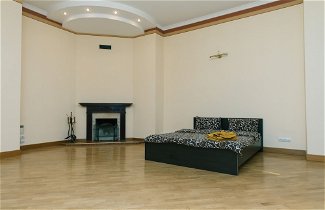 Photo 2 - 4 bedroom apartment at the Palace of Sport