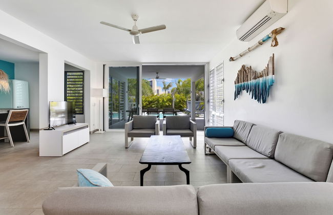 Delfins Residences - Photo 35