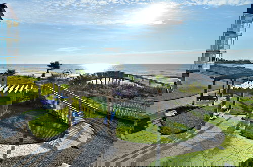 Photo 20 - Seascape 1110 - Parrot Paradise