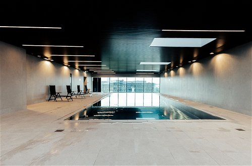 Foto 18 - Inviting Apt w Spa Fitness & Swim Pool