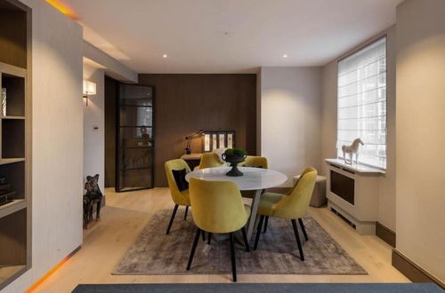 Photo 9 - 4-bedroom Apartment in the Heart of Chelsea