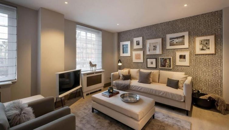 Photo 1 - 4-bedroom Apartment in the Heart of Chelsea