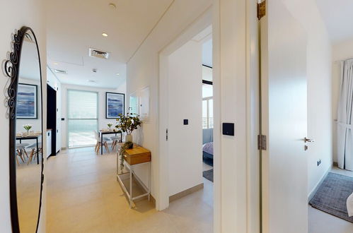 Photo 9 - SuperHost - High-End apartment With Burj Khalifa Glimpse