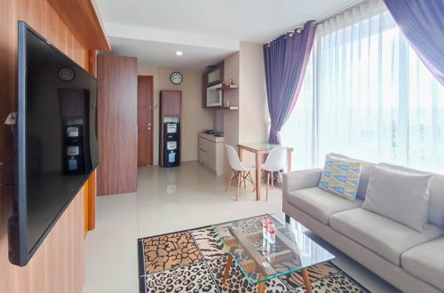 Photo 18 - Full Furnished With Comfort Design 2Br At Vivo Apartment