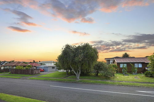 Photo 41 - Amazing Home By Beach - Aircon-ed