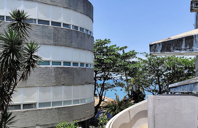 Pé na areia do Guarujá - Praia do Tombo (5-E) - Foto 68