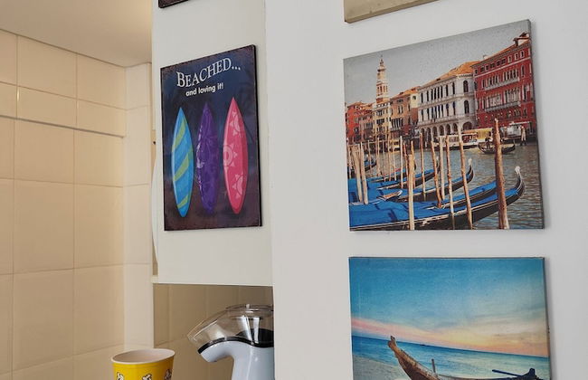 Pé na areia do Guarujá - Praia do Tombo (5-E) - Foto 64