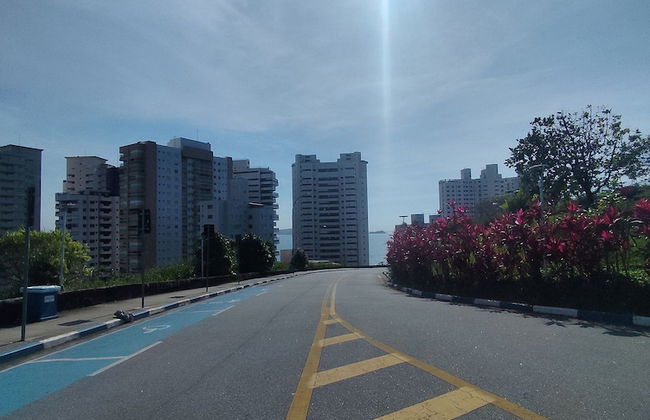 Pé na areia do Guarujá - Praia do Tombo (5-E) - Foto 52