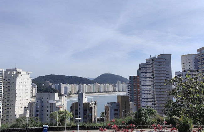 Pé na areia do Guarujá - Praia do Tombo (5-E) - Foto 56