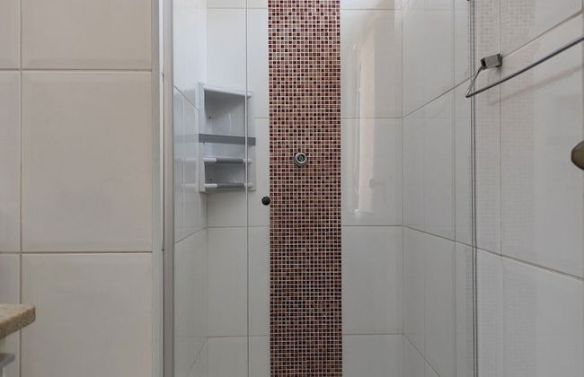 Pé na areia do Guarujá - Praia do Tombo (5-E) - Foto 26