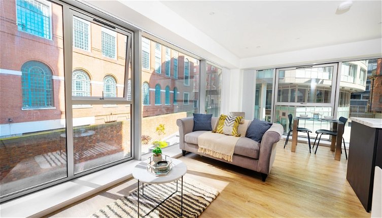 Photo 1 - Brand New, Luxury 1-bed Apartment in Liverpool