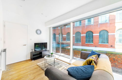 Foto 9 - Brand New, Luxury 1-bed Apartment in Liverpool