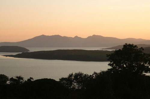 Photo 4 - Stunning Premium Yurt in Kelburn Estate Near Largs