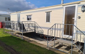 Photo 1 - Caravan for Rent Coral Beach R2v7 Ingoldmells