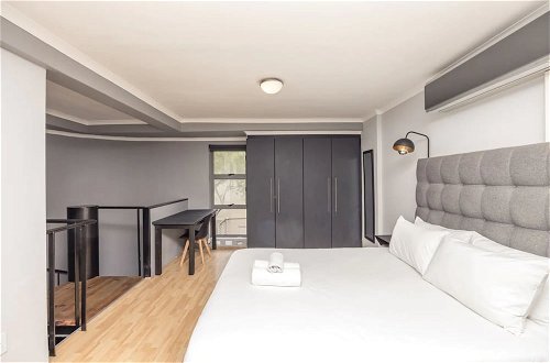 Foto 3 - Modern 1 Bedroom in De Waterkant With Table Mountain Views