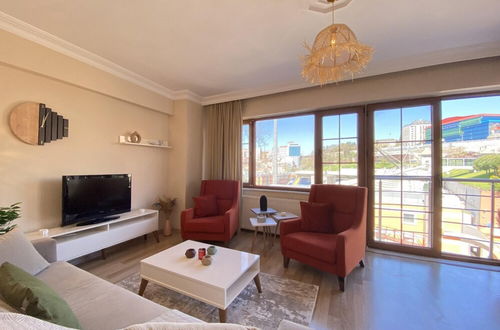 Photo 6 - Flat With City View 5-min to Istiklal in Beyoglu