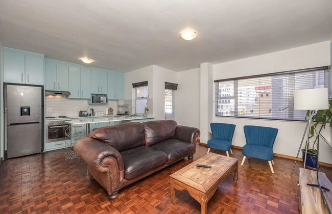 Centrally Located 2 Bedroom Apartment in Cape Town - Foto 13