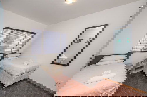 Foto 3 - Centrally Located 2 Bedroom Apartment in Cape Town