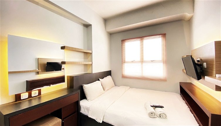 Foto 1 - Homey Designed And Cozy 2Br At Mekarwangi Square Cibaduyut Apartment