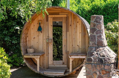 Photo 26 - Cosy Forest Cabin With a Barrel Sauna