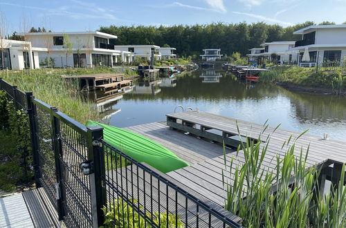 Photo 36 - Family Villa in Zeewolde at the Waterfront With Recreation