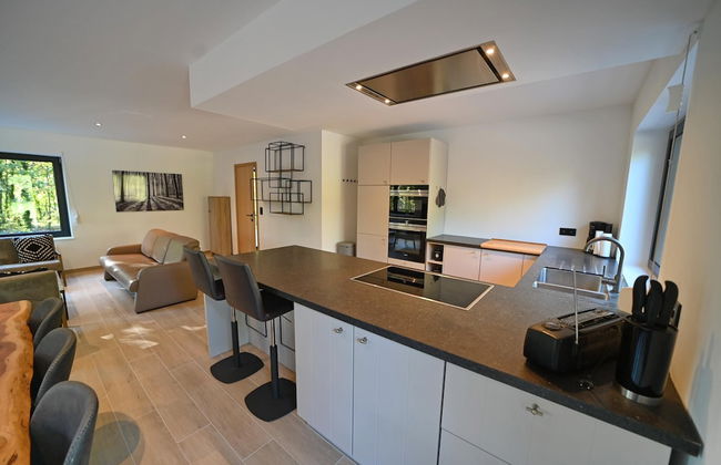 Chalet Near Durbuy With Forest & Hot Tub - Foto 7