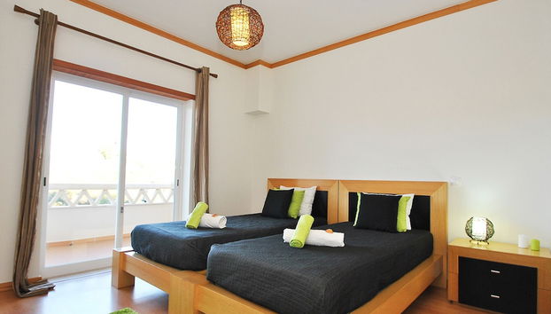 Townhouse Mar 2 - Photo 3