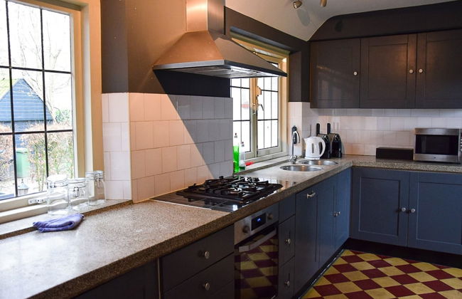 Charming Holiday Home in Hulshorst With Pool - Foto 12