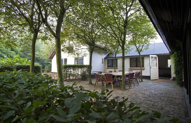 Charming Holiday Home in Hulshorst With Pool - Foto 29