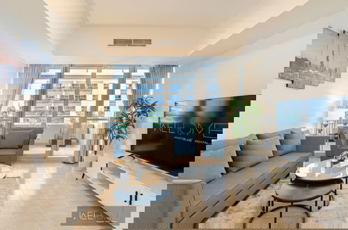 Foto 17 - WelHome - Mesmerizing 1BR Apartment in Damac Waves A