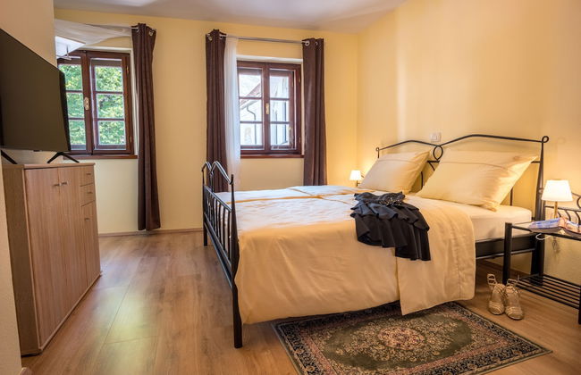 Vila Radolca Apartments and Rooms - Foto 1