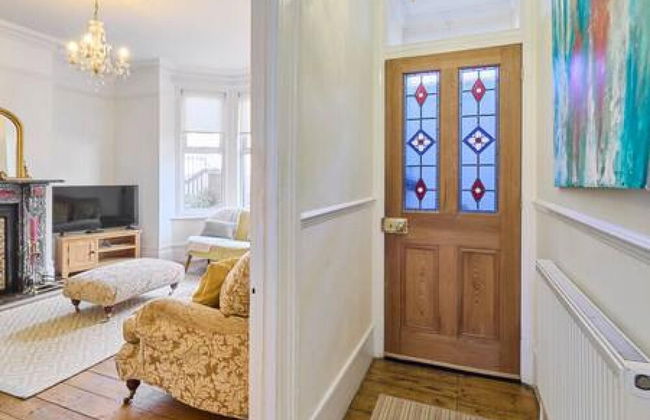 Host Stay Bellevue Road - Photo 1