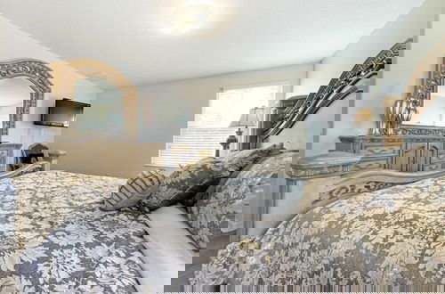 Foto 3 - Mariel Oasis 6 Bedroom Home by RedAwning