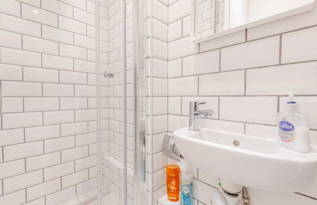 Homely 2BD Flat W/private Patio Near Maida Vale! - Foto 30