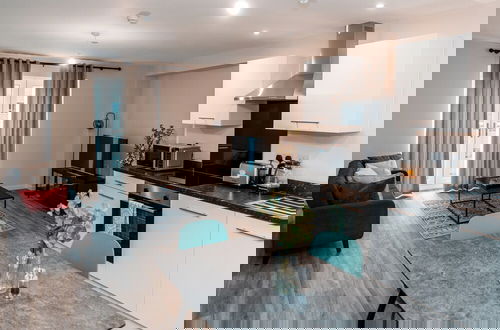 Foto 16 - Captivating 2-bed Apartment in Manchester