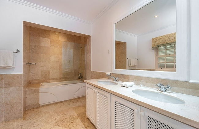 Villa in Saint James with swimming pool and garden - Foto 11