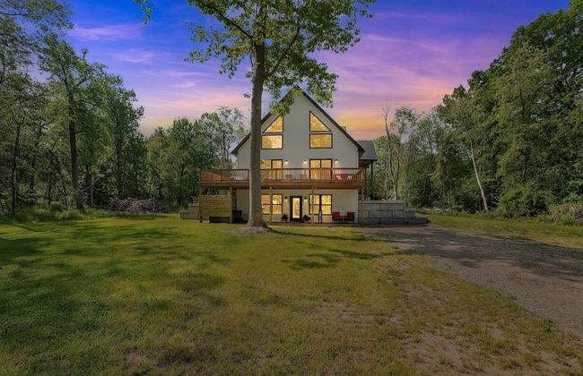 Amazing Lake House With Beach Access 4 Bedroom Home by RedAwning - Photo 66