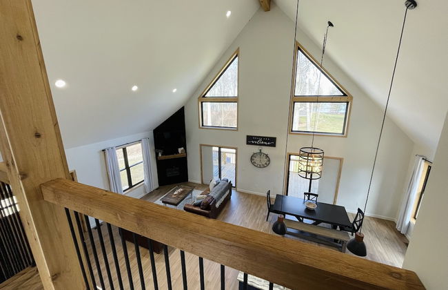 Amazing Lake House With Beach Access 4 Bedroom Home by RedAwning - Photo 43