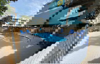 Foto 1 - Sunrise Village
