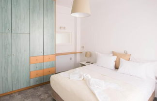 Photo 3 - Santorini Villatzio Suites