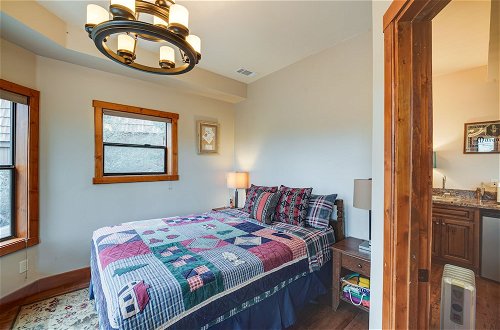 Foto 39 - Pine Mountain Club Cabin w/ Private Deck & Views