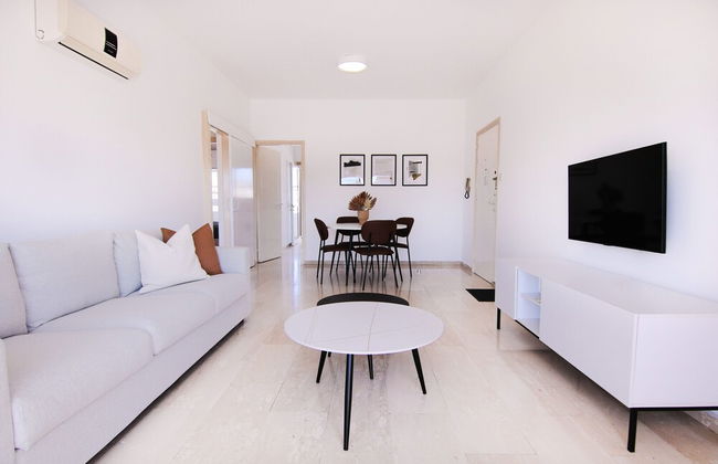 Phaedrus Living: Modern City View Flat Nafi - Foto 7