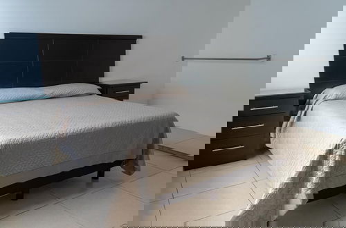 Photo 10 - Apartamentos Torre II Condominios