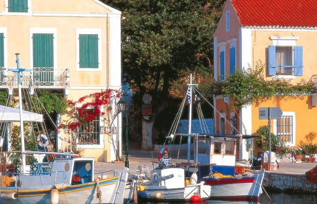 Island View in Antipata - Photo 23