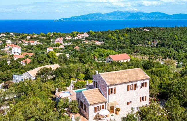 Island View in Antipata - Photo 12