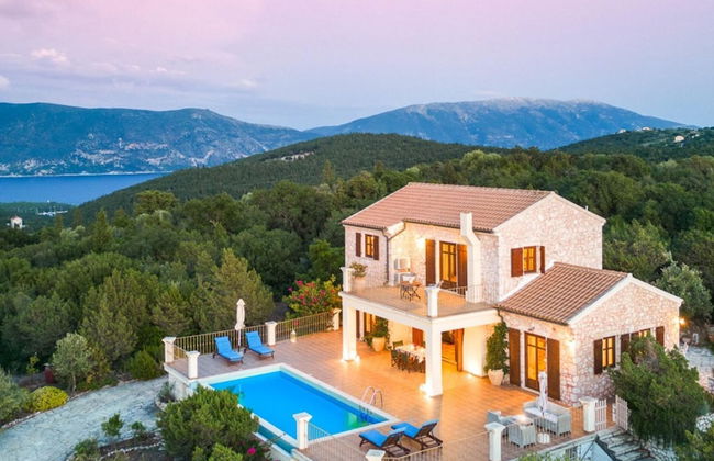 Island View in Antipata - Photo 28