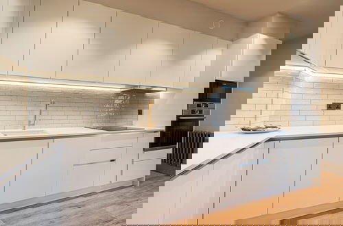 Foto 8 - Contemporary North London Flat