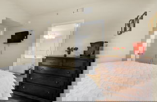 Foto 2 - Majestic Beach Towers 1-407
