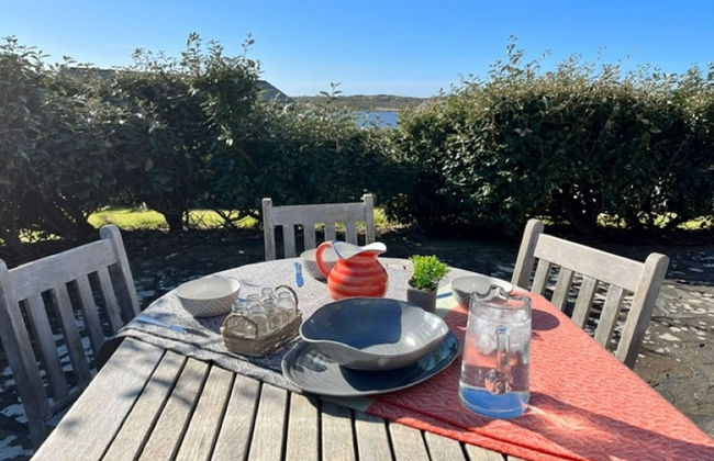 Detached Cottage Overlooking Lake in Connemara - Foto 32